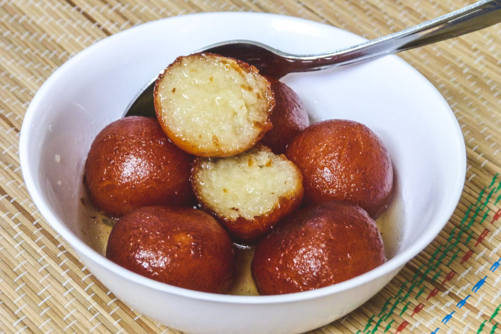 Soft, spongy, and syrup-soaked, gulab jamun is the ultimate indulgence for anyone with a sweet tooth, offering a fragrant and deliciously sweet experience